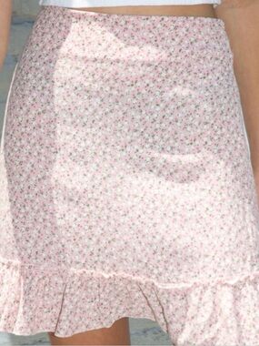 Brandy Melville Pink Cara Floral Ruffle Mini Skirt